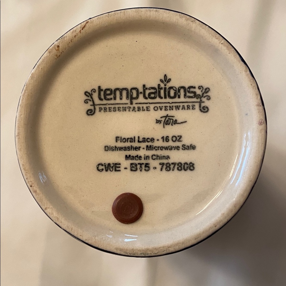 Tora Temptations Travel Mug Tumbler - Picture 5 of 5